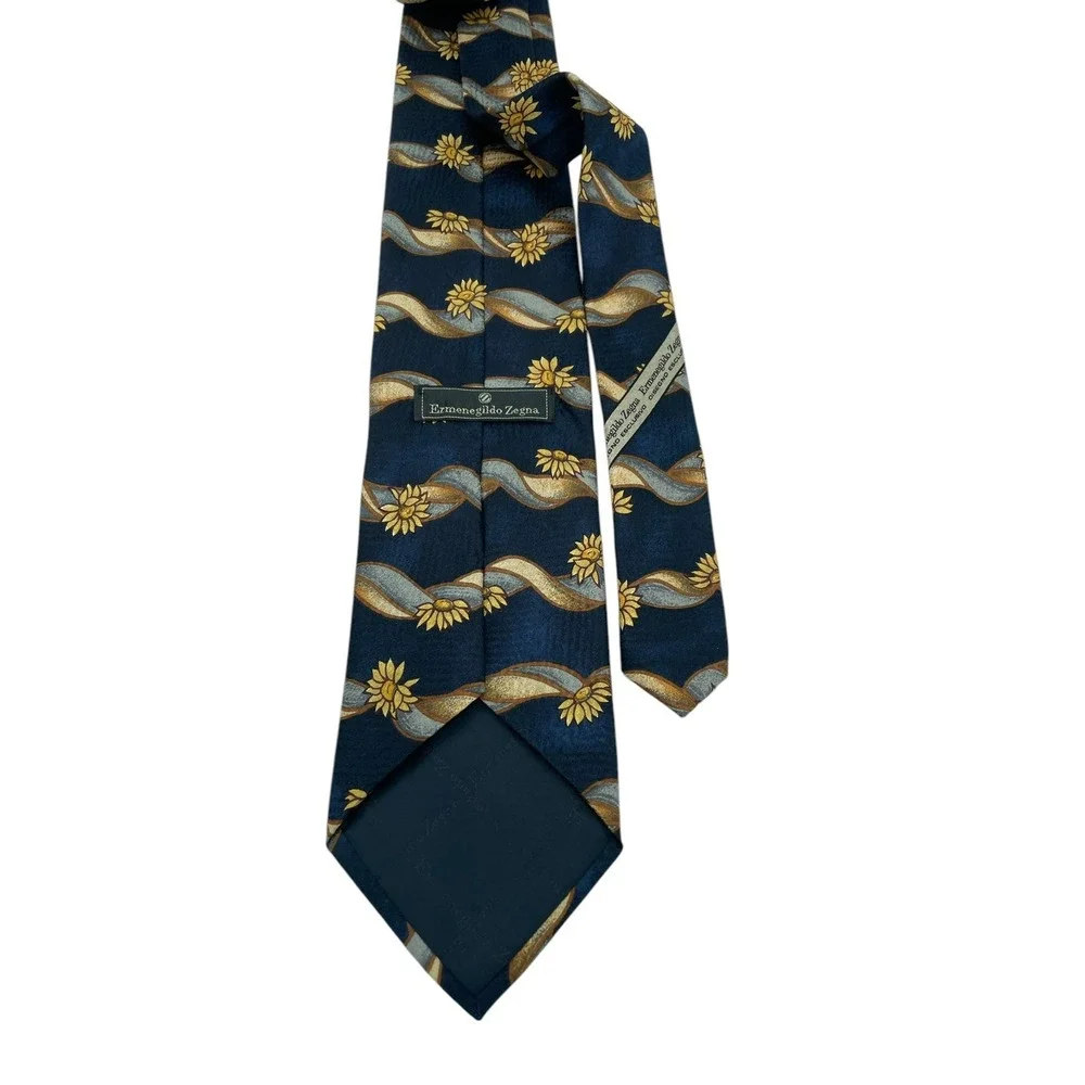 ERMENEGILDO ZEGNA Mens 100 % Silk Tie ITALY  Multicolor‎ Sz 57x3.5 (TB18) NW/OTs